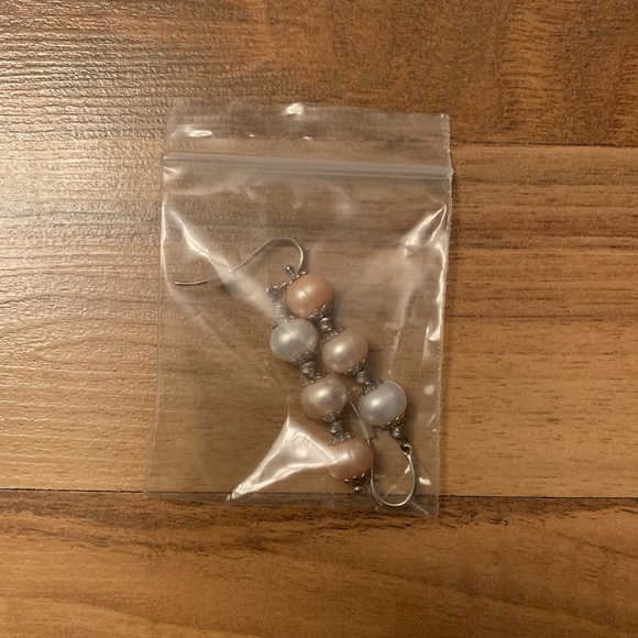 Imperial Pearls Sterling Silver 7-8mm Earrings - Picture 3 of 5